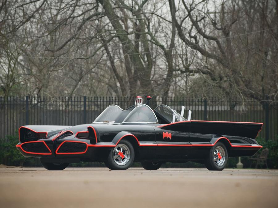 Lincoln Futura Batmobile by Barris Kustom 1966 года  (фото 9 из 19)